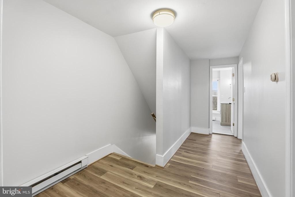 319 E A Street - Photo 6