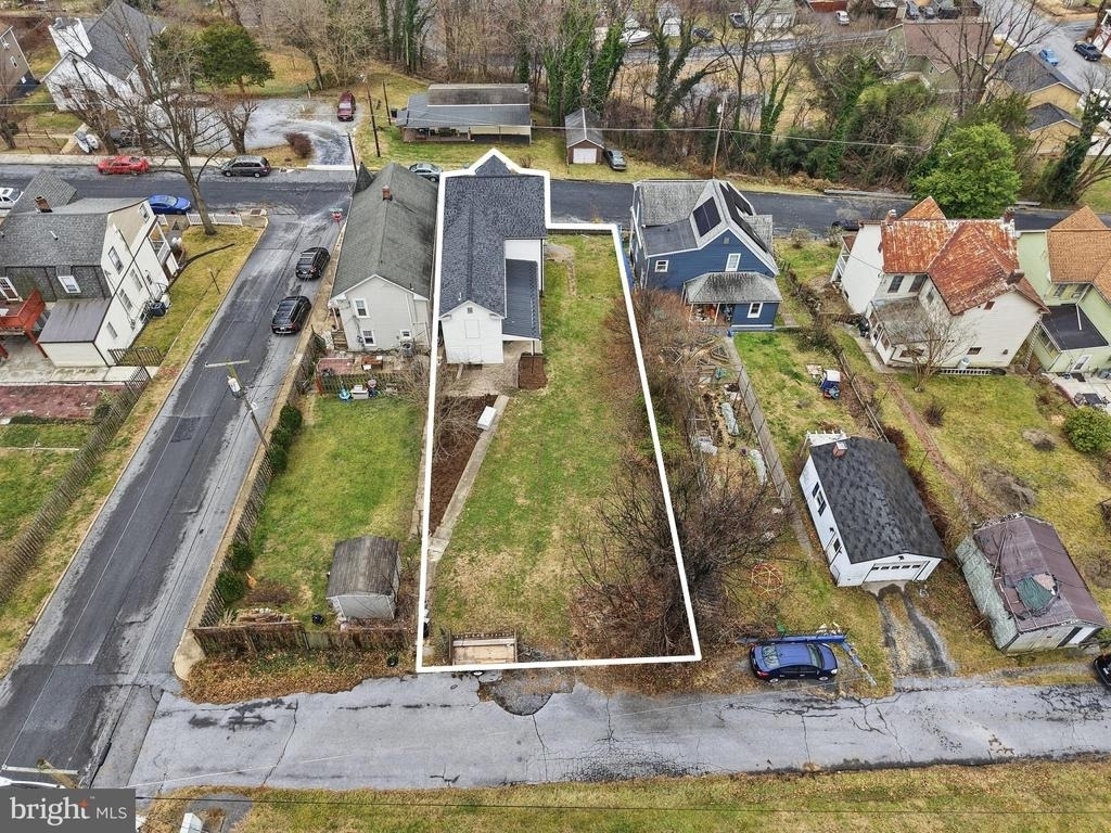 319 E A Street - Photo 17
