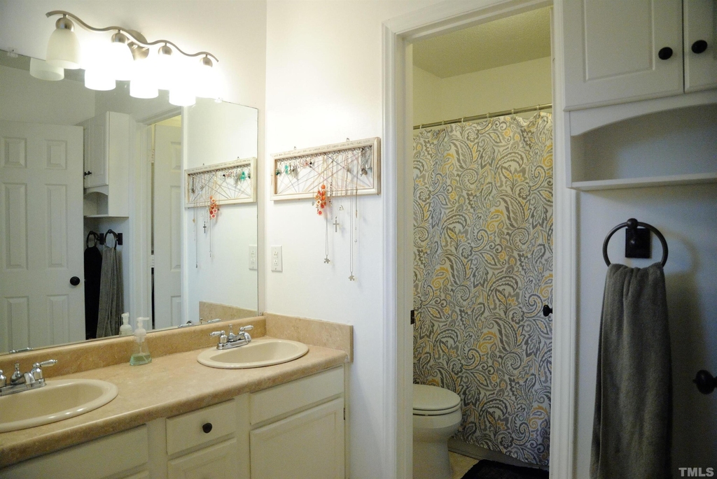 4125 Cobble Court - Photo 6