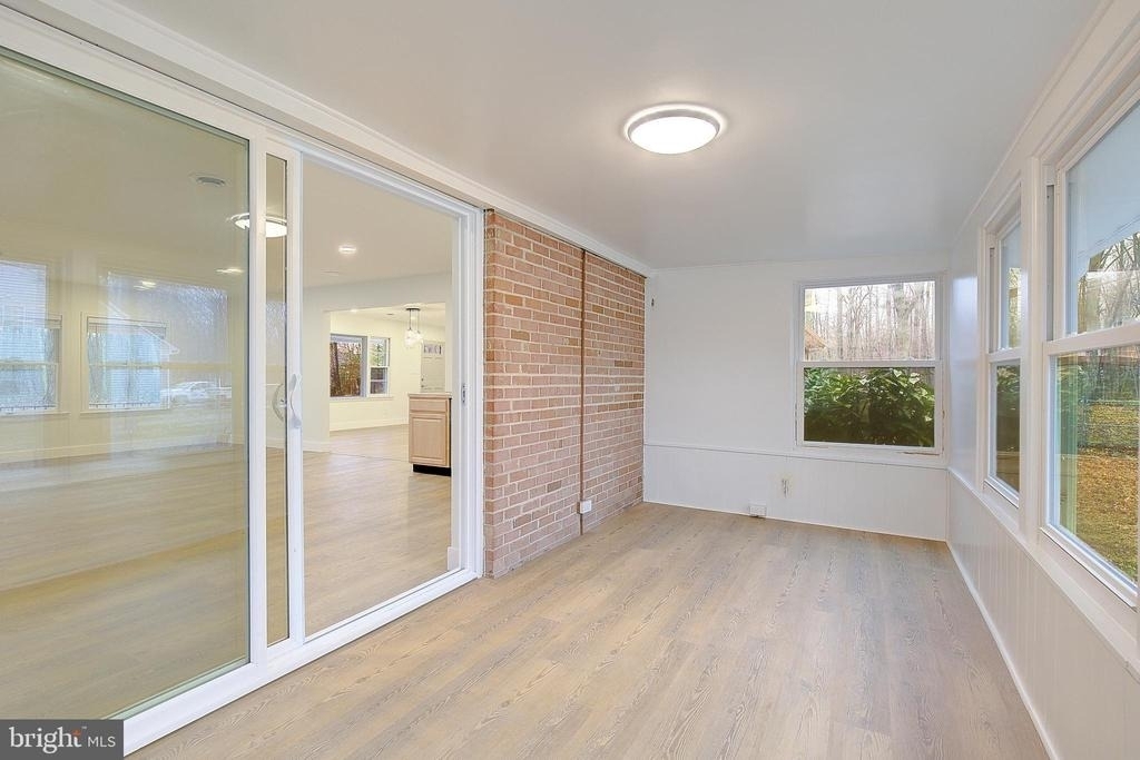 5823 Deale Beach Road - Photo 8