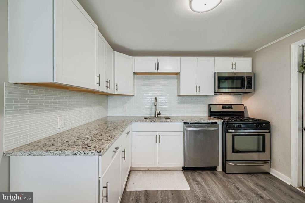 515 Taney Avenue - Photo 6