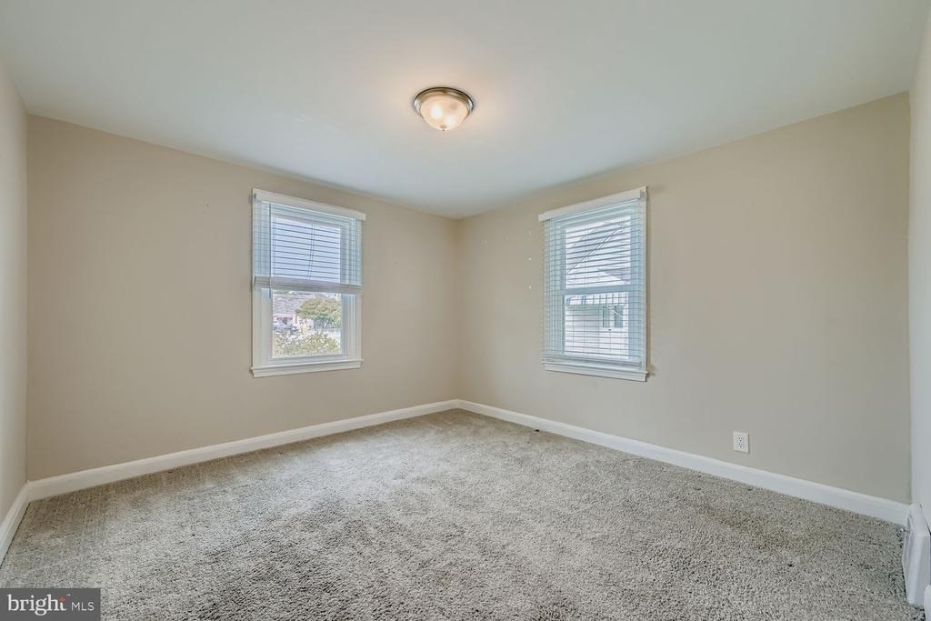 515 Taney Avenue - Photo 10