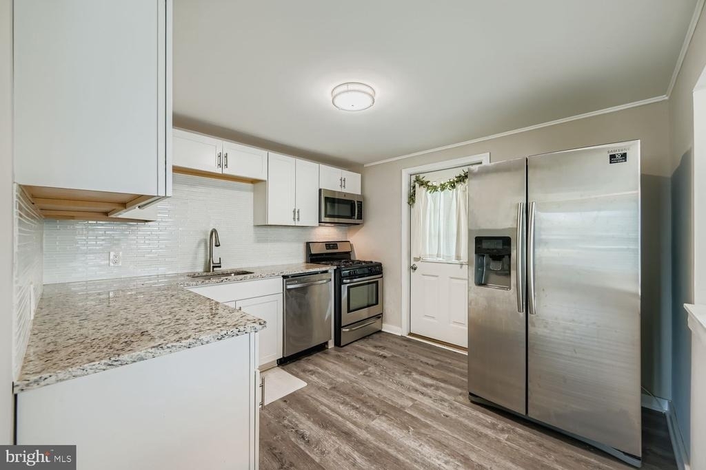515 Taney Avenue - Photo 1