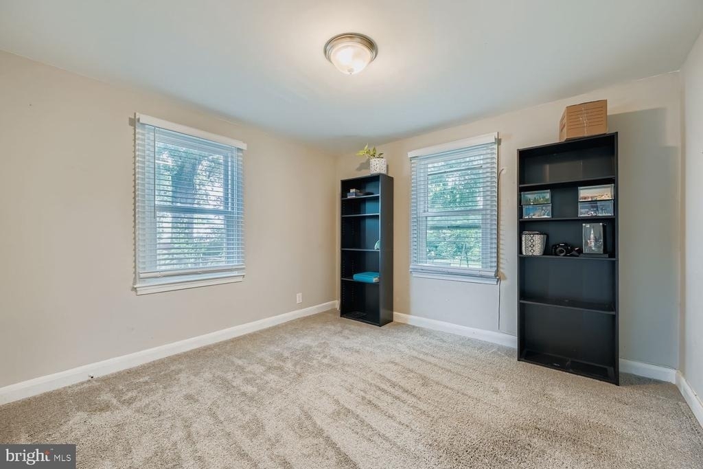 515 Taney Avenue - Photo 11