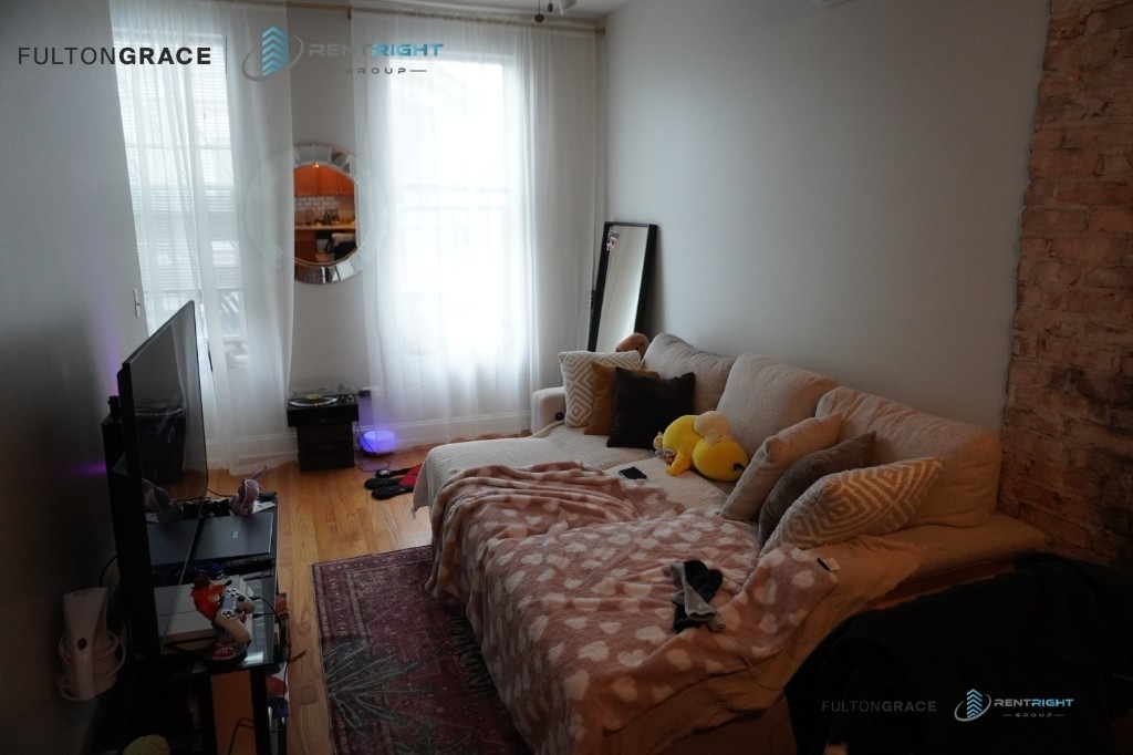 1846 W 18th Street - Photo 7