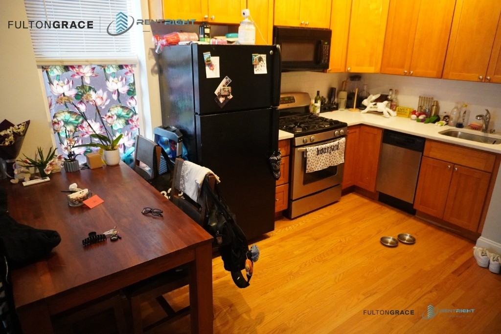 1846 W 18th Street - Photo 9