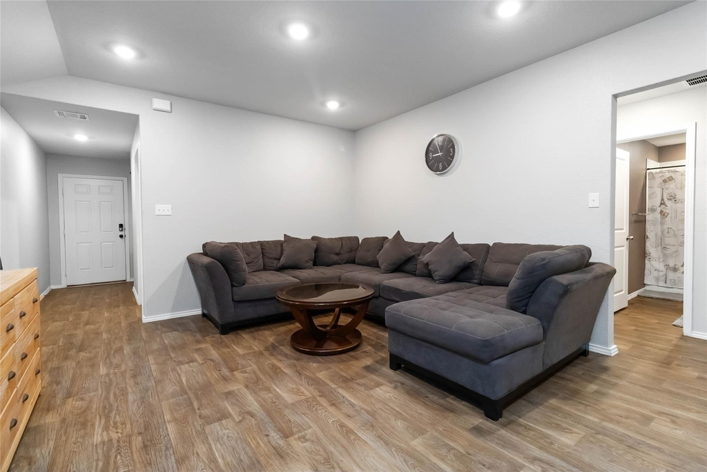 2845 Wolfcreek - Photo 1