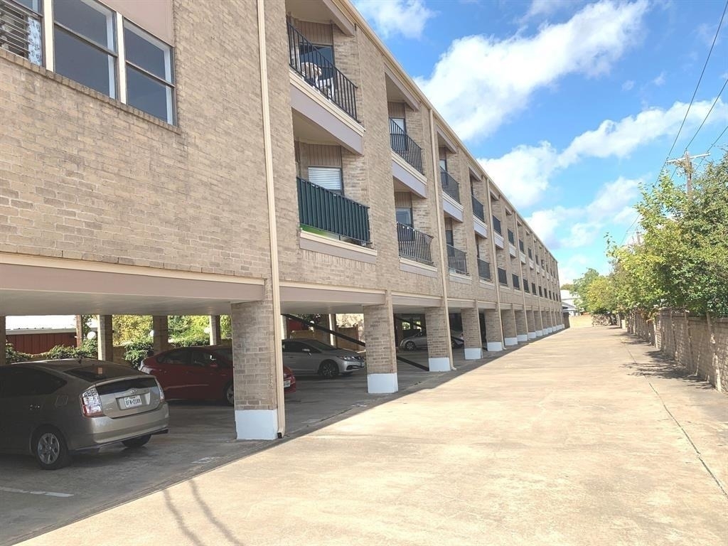 3316 Guadalupe St - Photo 0