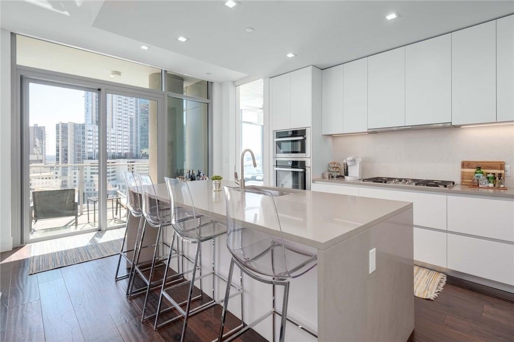 501 West Ave - Photo 5