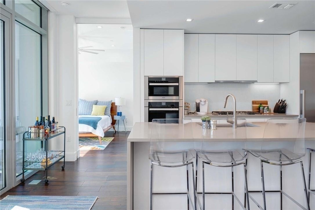 501 West Ave - Photo 4