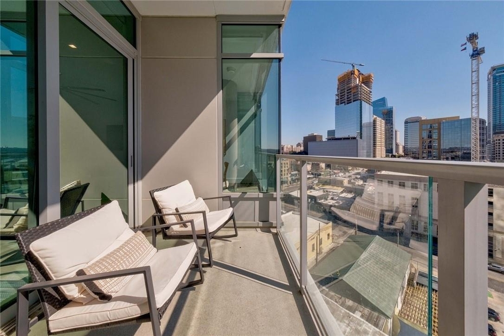 501 West Ave - Photo 18