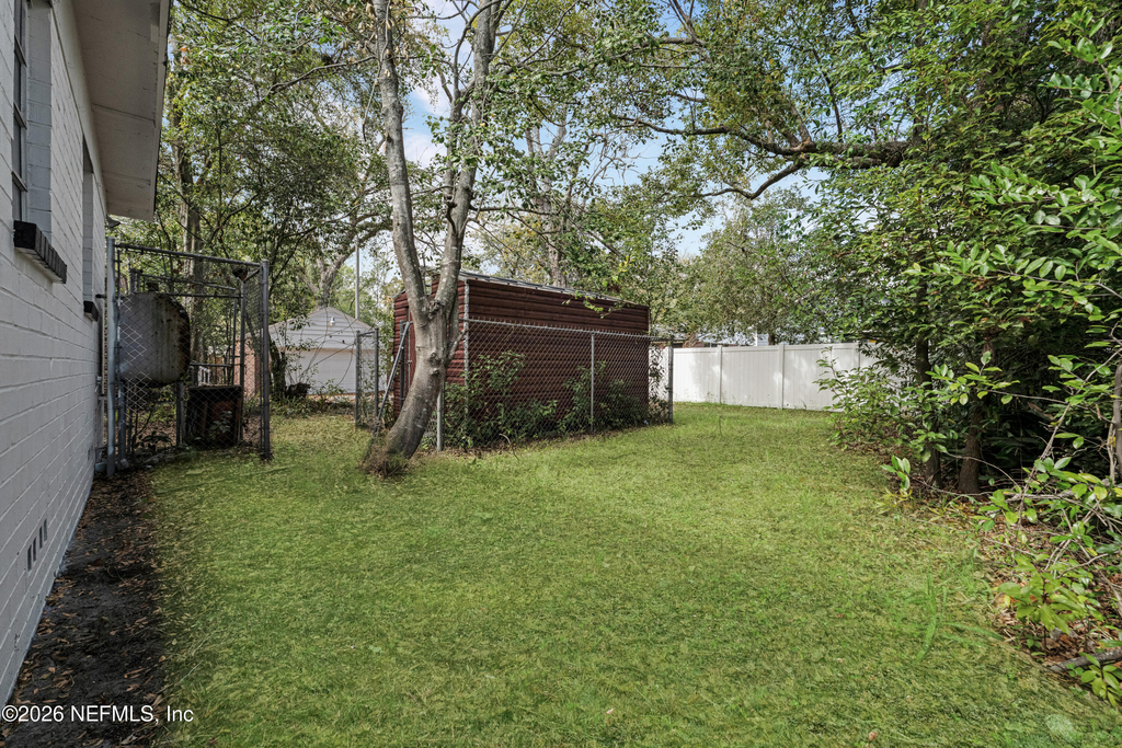 503 W 16th Street - Photo 15