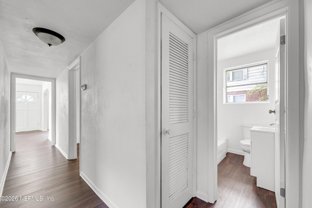 503 W 16th Street - Photo 13