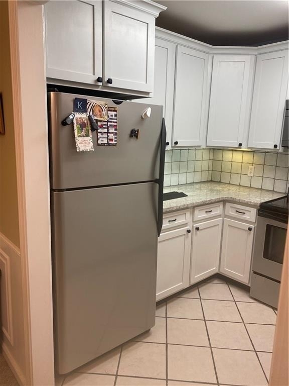 102 Bainbridge Drive - Photo 1