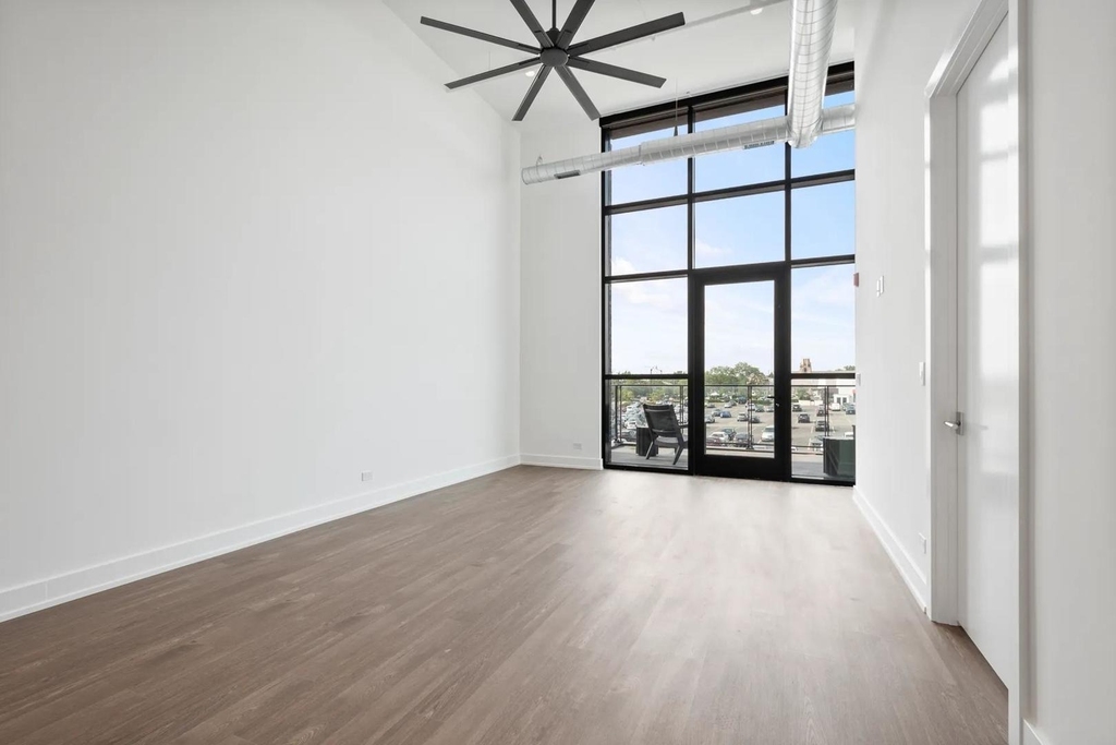 728 Waukegan Road - Photo 13