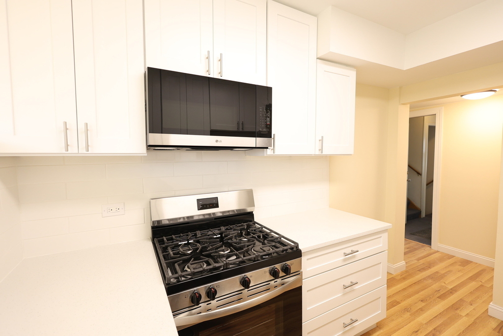 6157 W Belmont Avenue - Photo 4
