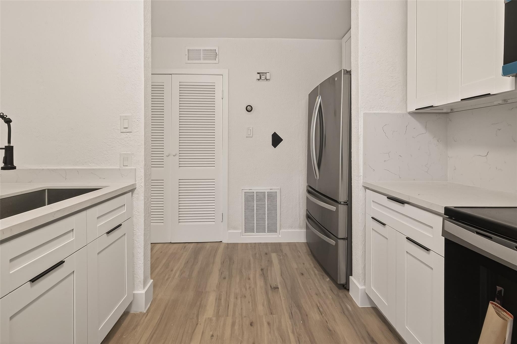 3300 Yorktown Street - Photo 14