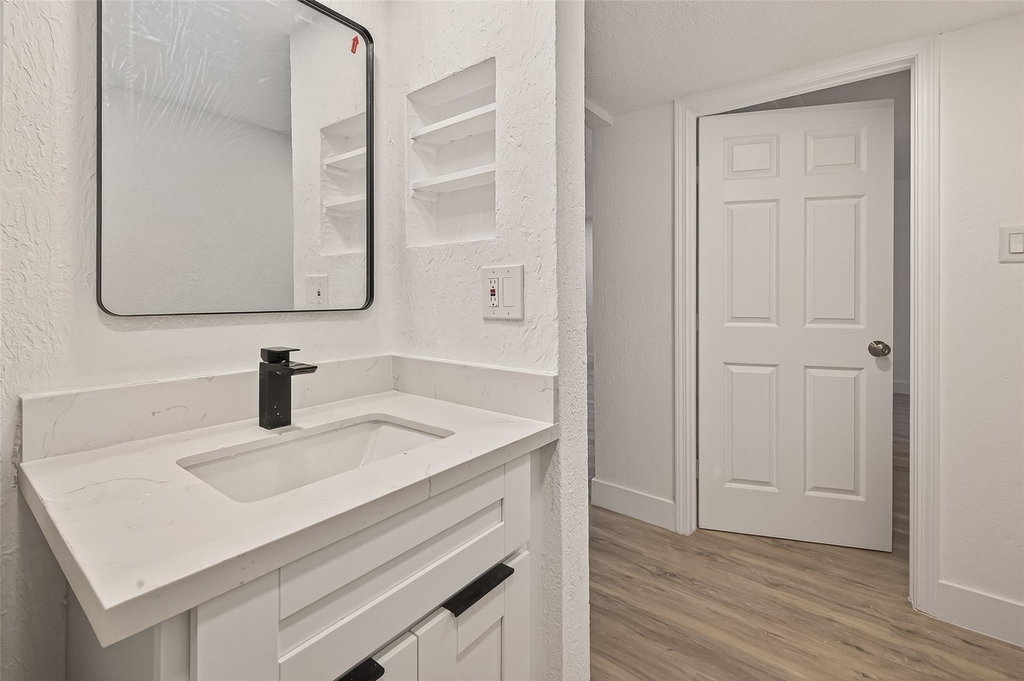 3300 Yorktown Street - Photo 20