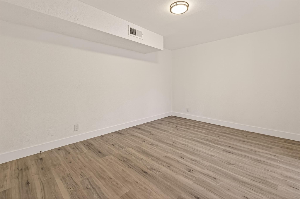 3300 Yorktown Street - Photo 19