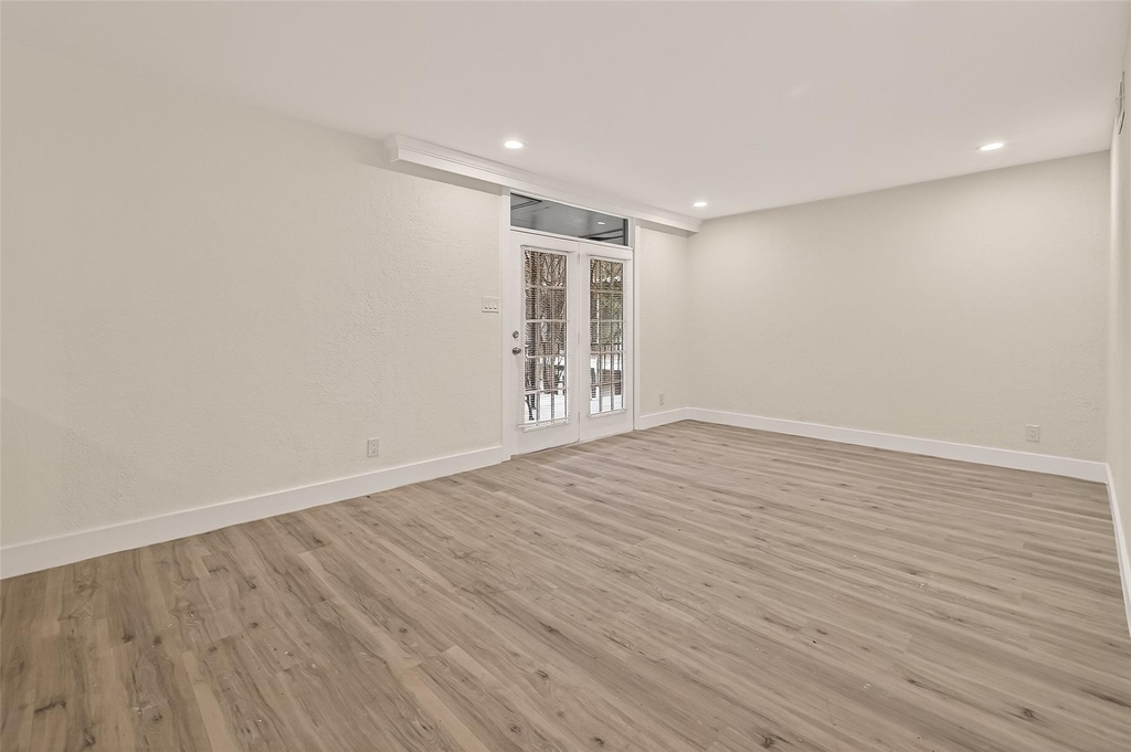 3300 Yorktown Street - Photo 9