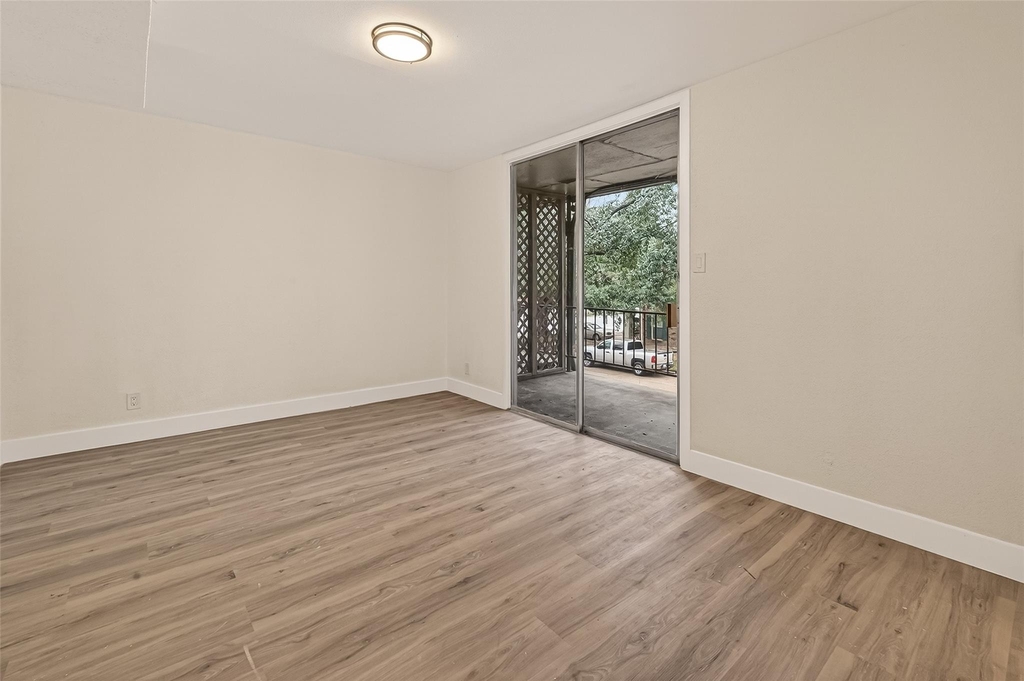 3300 Yorktown Street - Photo 16