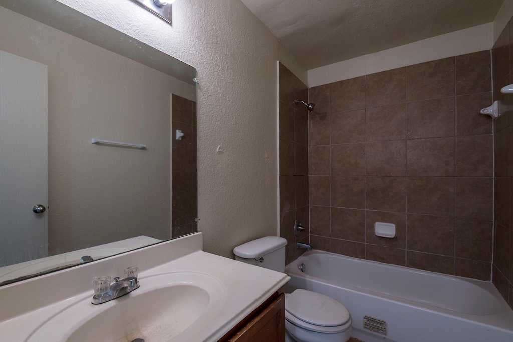 6810 Westover Street - Photo 6