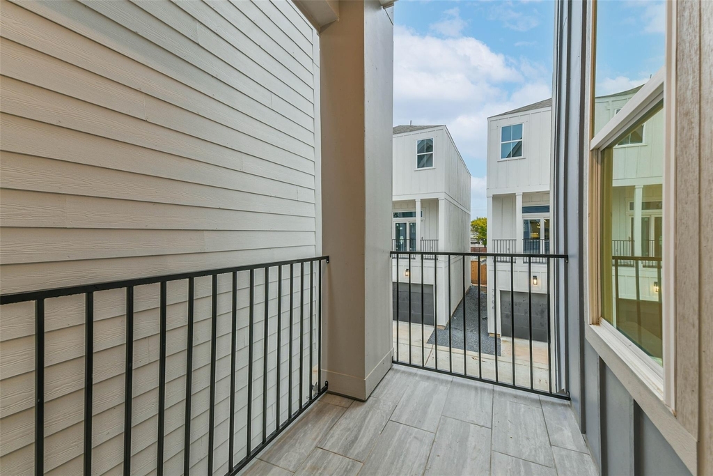 7709 Earl Rudder Way - Photo 24