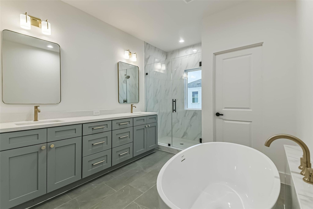 7709 Earl Rudder Way - Photo 16