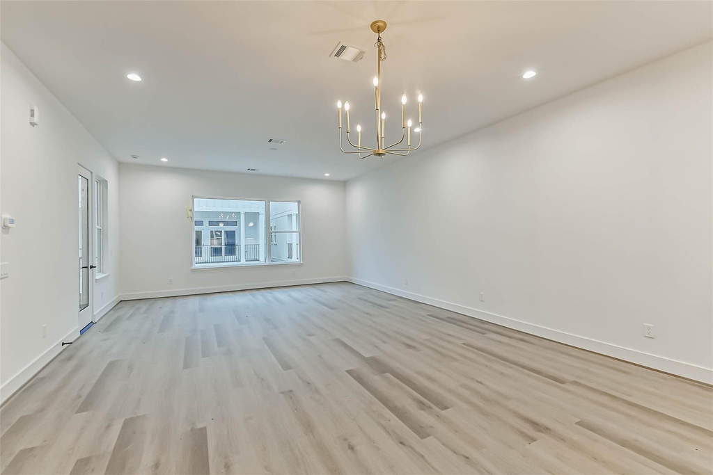7709 Earl Rudder Way - Photo 5