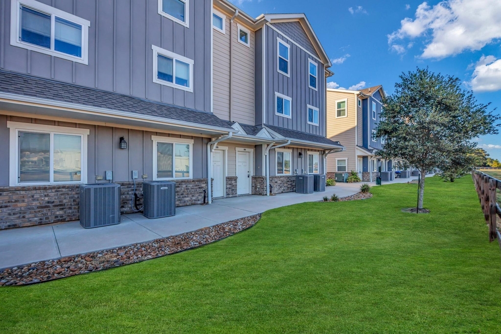21155 Gosling Road - Photo 1