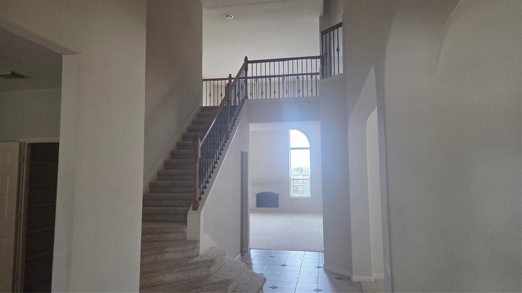 2103 Trinity Manor Lane - Photo 9