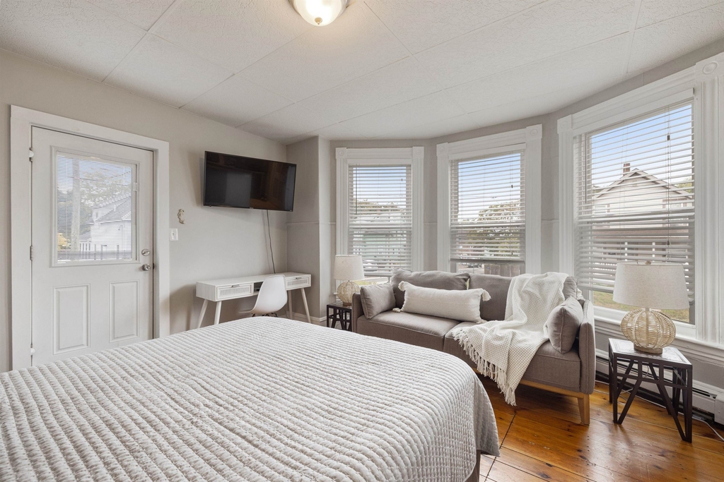 792 Grove - Photo 15