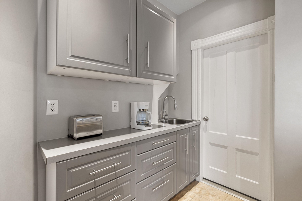 792 Grove - Photo 9