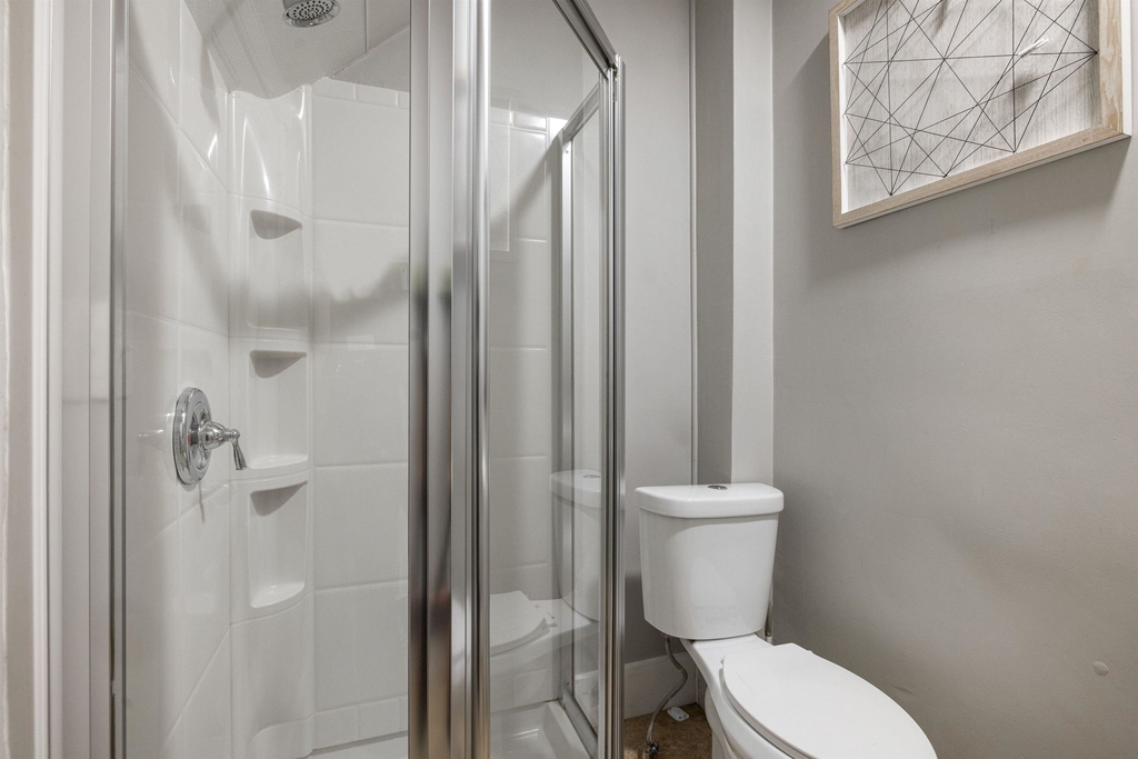792 Grove - Photo 16