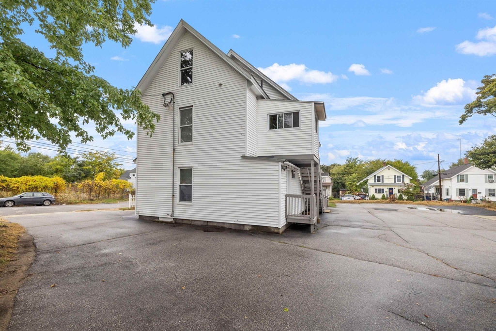 792 Grove - Photo 27