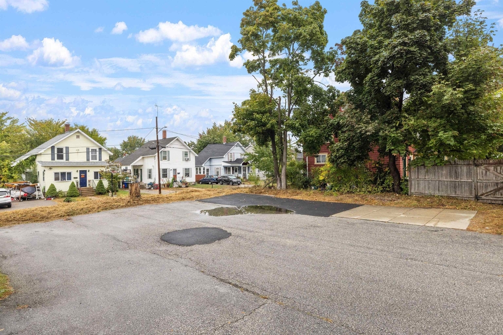 792 Grove - Photo 32