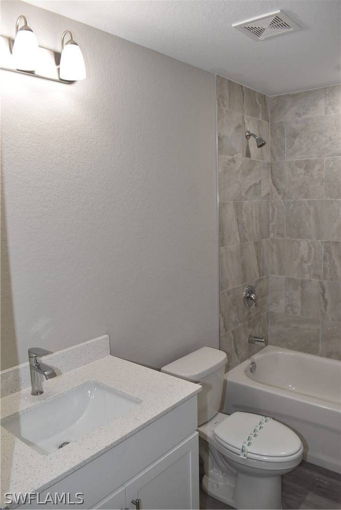 20217 Renwick Avenue - Photo 20
