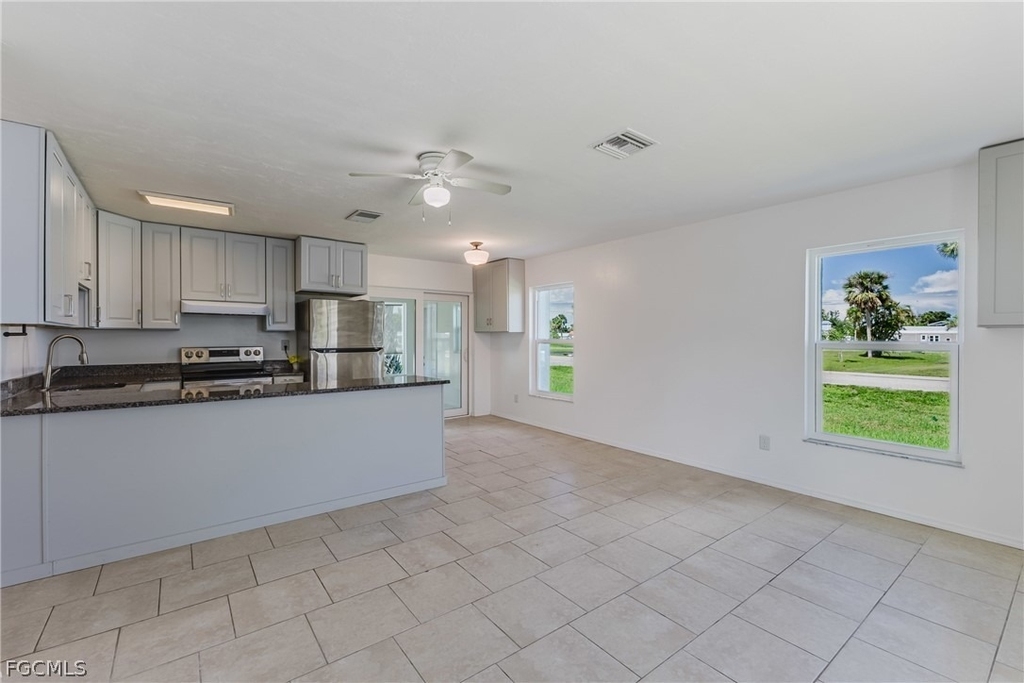 16599 Davis Road - Photo 6