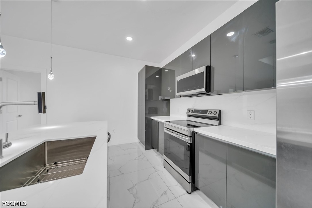 325 Paulcrest Avenue - Photo 14