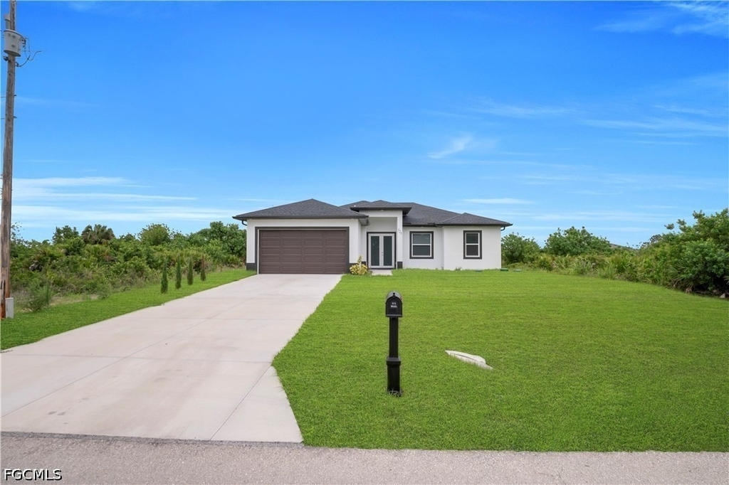 325 Paulcrest Avenue - Photo 1