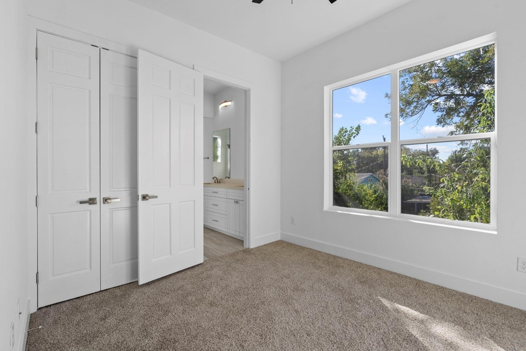 2022 Thonig Road - Photo 7
