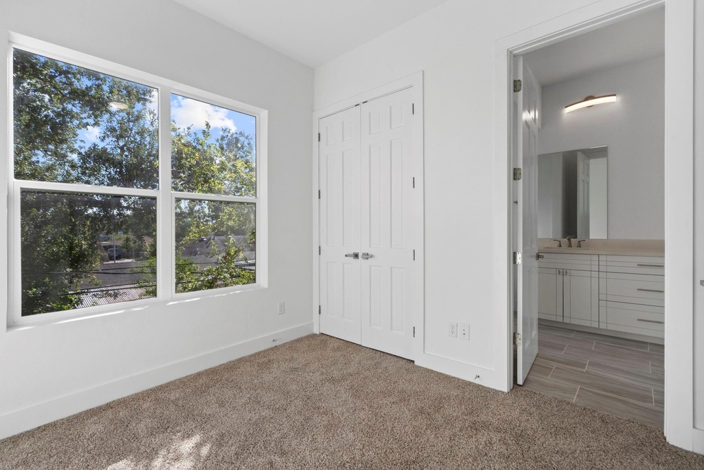 2022 Thonig Road - Photo 9