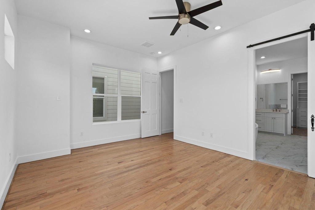 2022 Thonig Road - Photo 4
