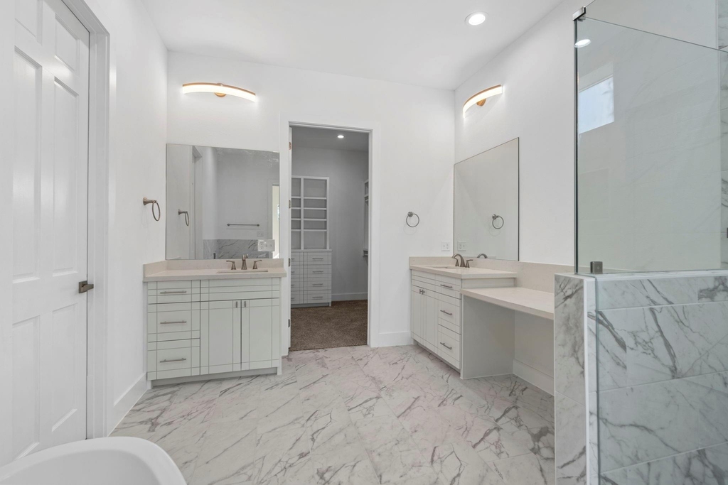 2022 Thonig Road - Photo 6