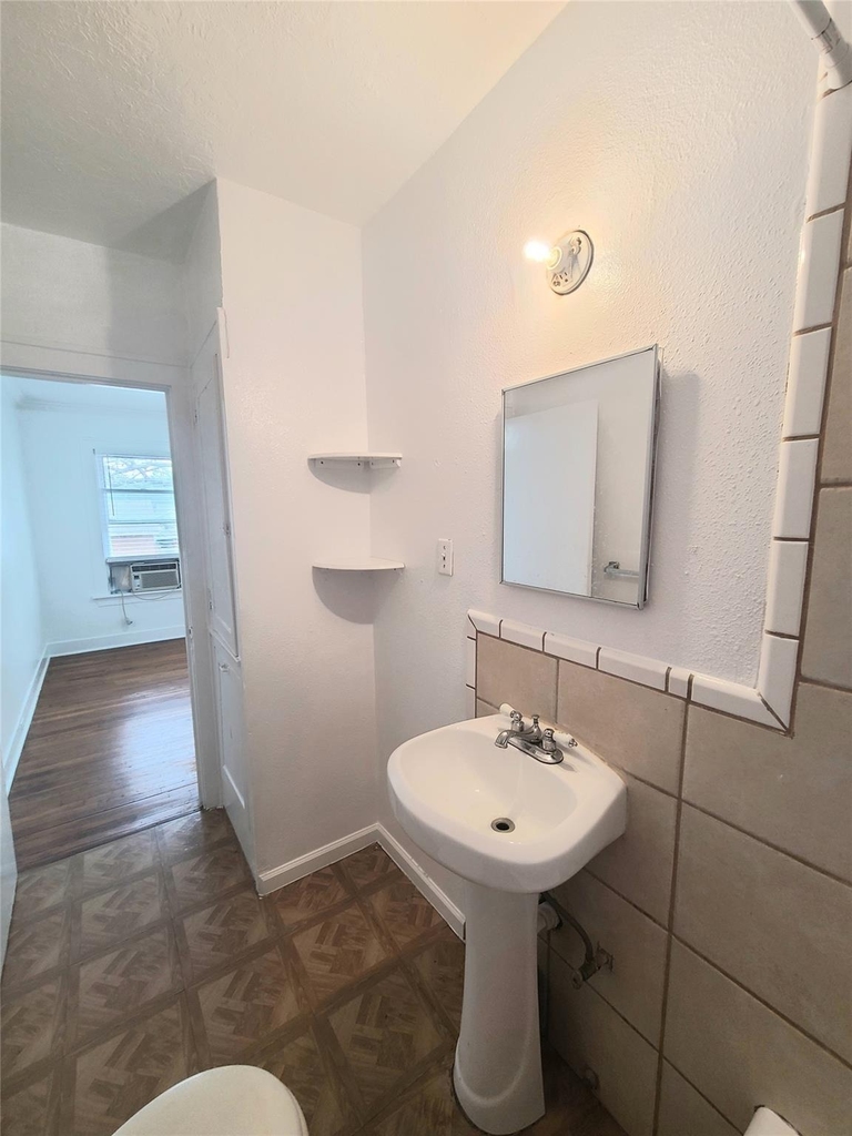 4414 Woodside Street - Photo 11