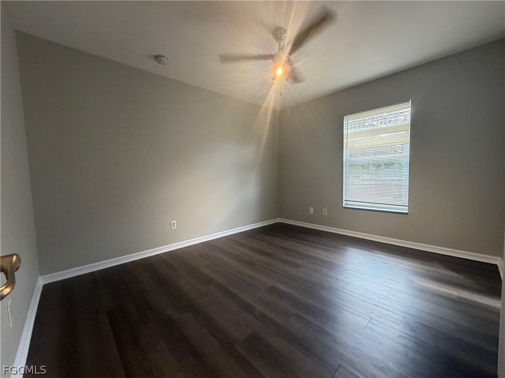 4807 5th Street W - Photo 8