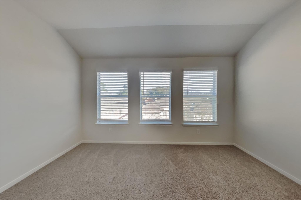 2222 Princess Snow Circle - Photo 18