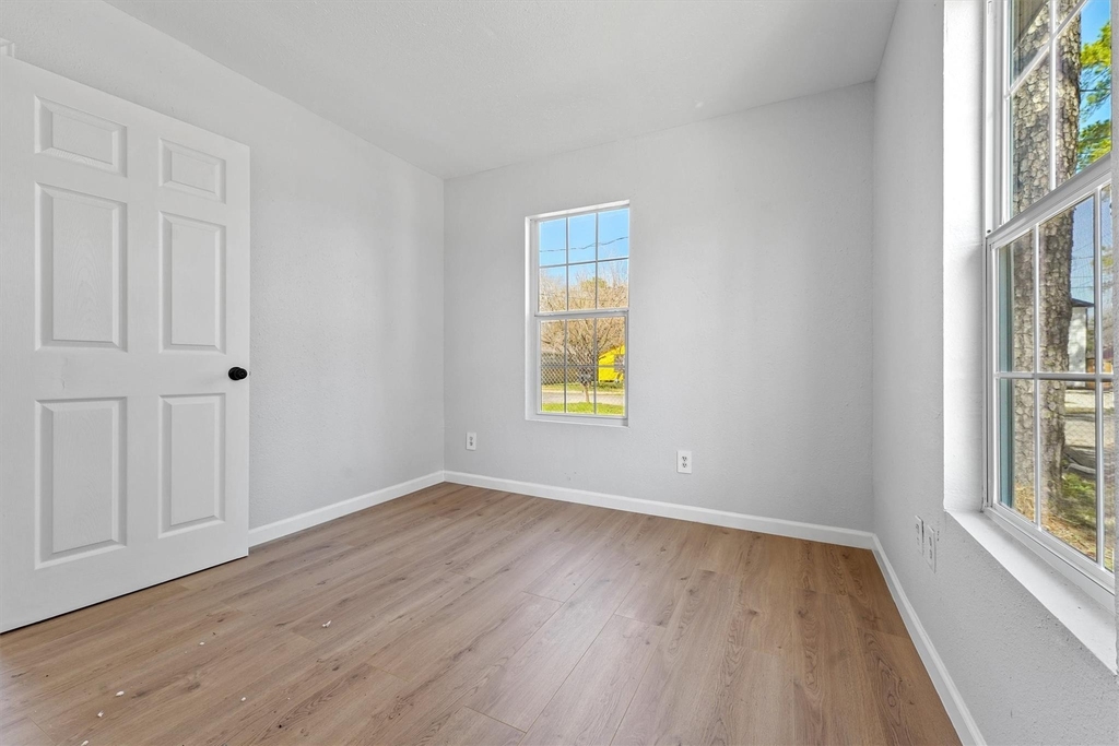 8030 Record Street - Photo 7