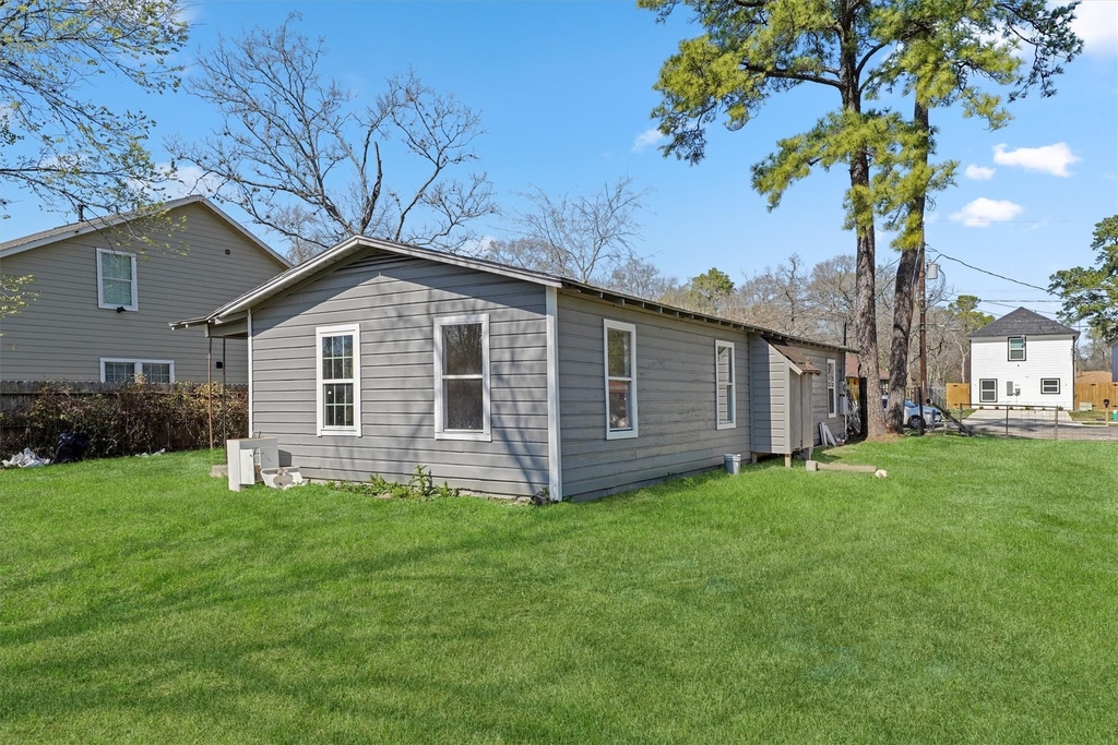 8030 Record Street - Photo 14