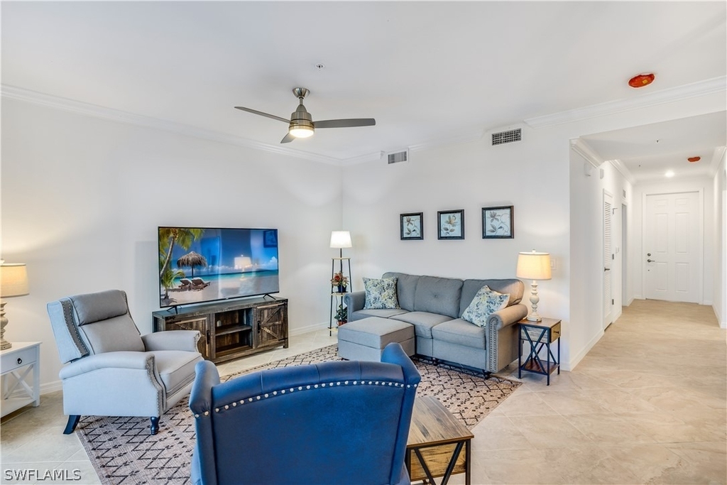 43050 Greenway Boulevard - Photo 3